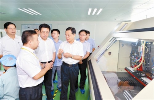 陈武在玉林调研提出:坚持特色发展创新发展绿