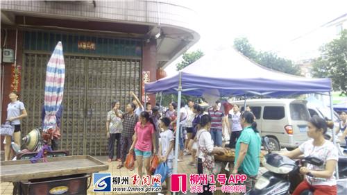 男子杀害前妻后跳楼自杀 10岁男孩目睹父母双亡