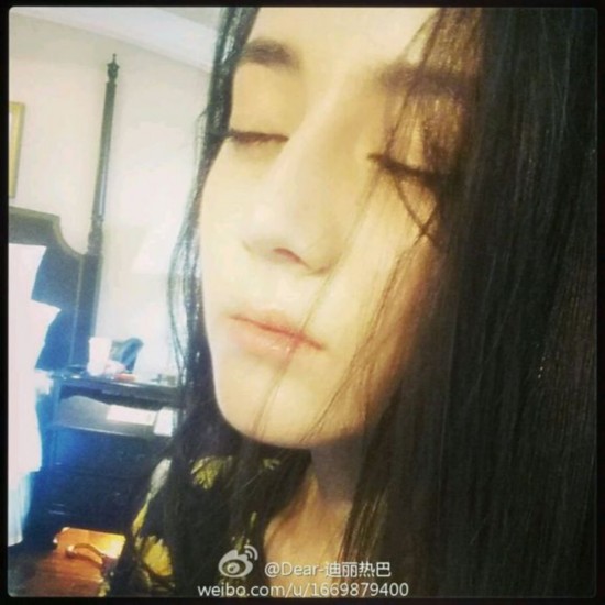 新疆美女美若天仙:迪丽热巴PK古力娜扎(组图)