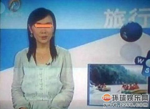 直播中内衣脱落_内衣美女