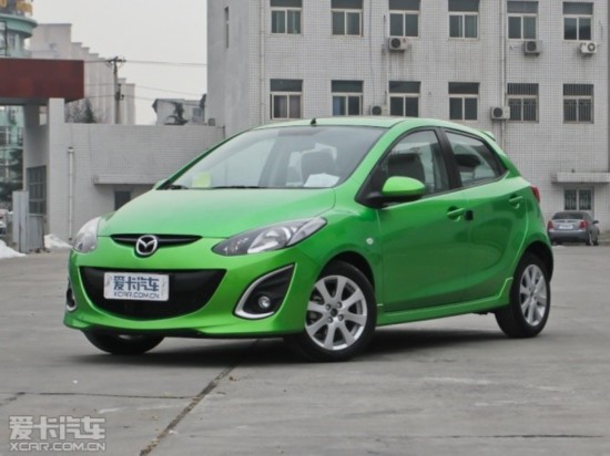 长安马自达2012款马自达2两厢
