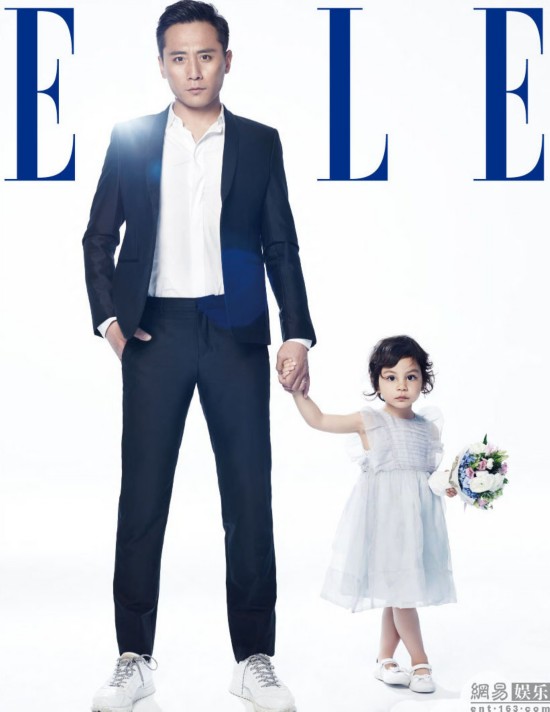 诺一霸气搂妹妹 刘烨儿子诺一女儿霓娜萌照盘