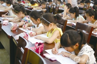 大丰图书馆办少儿作文大赛 200多名小学生参加