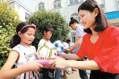 江苏连云港市赣榆区各镇、村居开展留守儿童