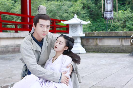 《花千骨》东华上仙为何成异朽阁傀儡?东方彧