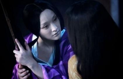 花千骨赵丽颖红衣魅惑变妖神 明星妖娆妆扮