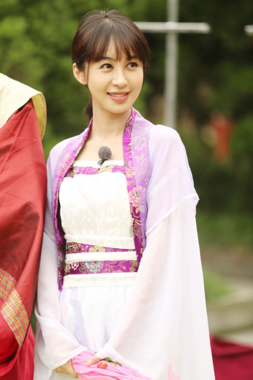 李菲儿