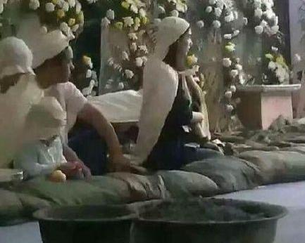 杨子与新欢张羽熙牵手蜜游 黄圣依正宫地位恐