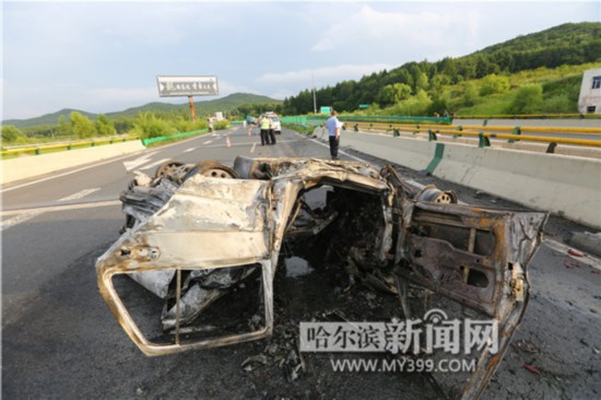 点击图片查看详情 牡丹江市区人口_牡丹江城市简介(3)
