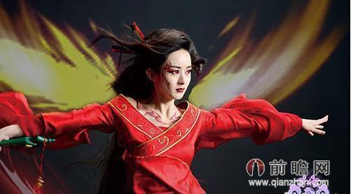 《花千骨》神器集结妖神之力释放:千骨遭剑刺