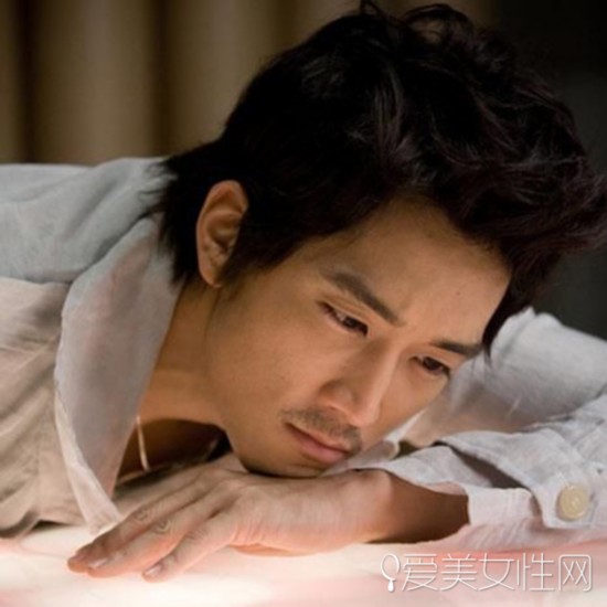  �γ��������ع� ѧŷ�ͷ��ͷ���Ů���� 