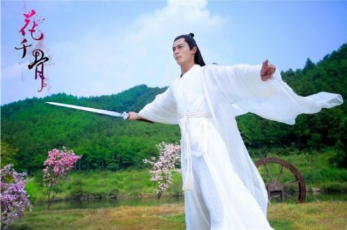 花千骨1-40集分集剧情介绍 花千骨对朔风破解