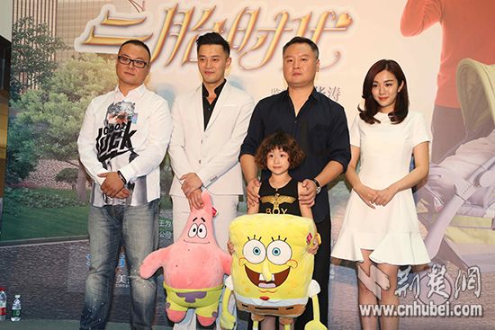 滕氏父子联手打造《二胎时代》 现实题材剧匠