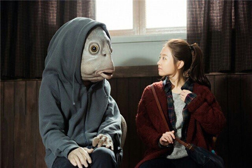 李光洙《突然变异》变身鱼头先生 同朴宝英参