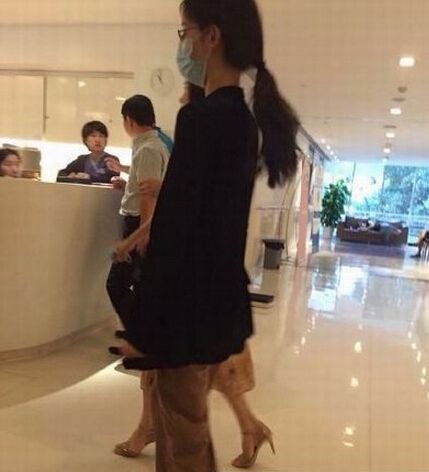 刘强东透支26亿资产赌京东发展 章泽天不为财