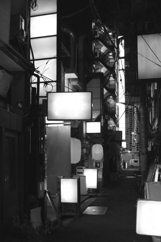 【镜头下的日本浮世绘】黑白照片展示东京静谧之美