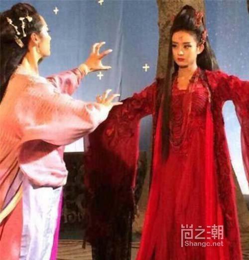... 毁容流放蛮荒 妖神出世白子画疯癫成魔揭三版大结局