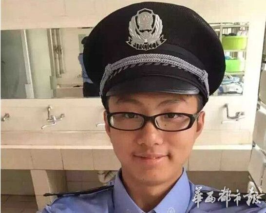 失联消防员家属:感谢总理 让孩子能光荣地回家