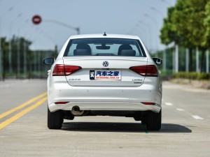Ϻ  2015 1.2TSI DSG 