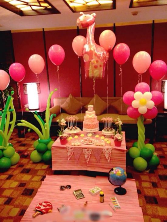 林熙蕾送豪钻维多利亚花60万星二代奢华庆生