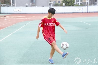 大丰13岁女孩入选国家少年足球队 成盐城第1人