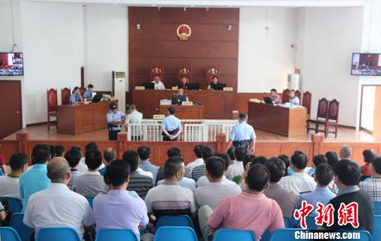 福建永定法院公开审理职务犯罪案件 一把手旁