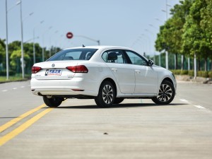 Ϻ  2015 1.2TSI DSG 
