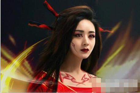 《花千骨》红衣妖神惊艳出世 竹染原来是摩严