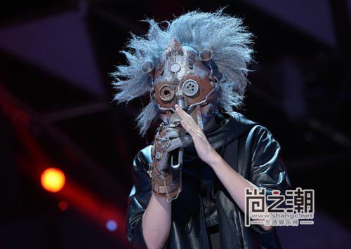 《蒙面歌王》中国版名单都是谁 野草摘星怪东