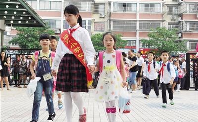 海门中小学幼儿园开学 10万学生走进新学年