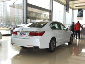  Ÿ 2015 2.0L LXS  Ӣ