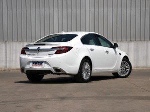 ͨñ  2015 2.0T GS˶