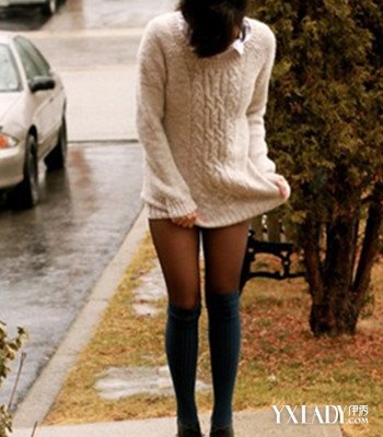 性感丝袜<em>少妇</em>图片诱惑动人 3款时尚搭配让你回