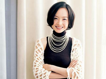 鲁豫早年央视工作旧照曝光 <em>头发</em>及肩<em>婴儿</em>肥--重