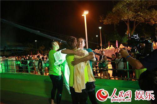 极限挑战复播上演冰囧 最新一期徐峥单挑男人