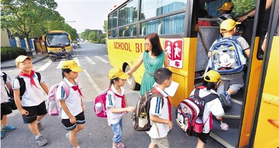 湖州德清校车安装作文监控系统感恩小学生的实时图片