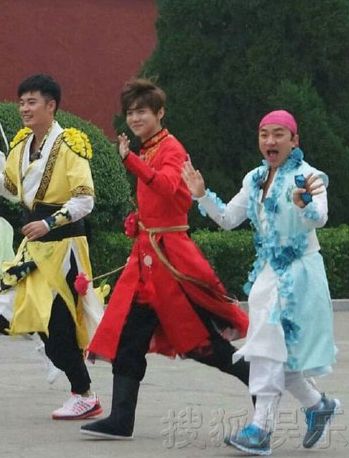 鹿晗亮相跑男3:邓超陈赫李晨皆亮相 洛阳站录