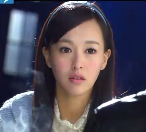 小花旦五官pk:杨幂眼睛满分 娜扎脸型胜郑爽