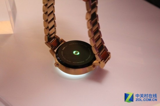 联想秋季发布会 新一代MOTO 360抢眼全场--贵