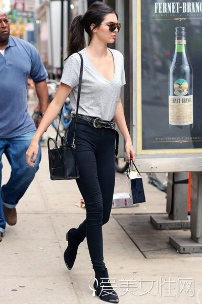  һ����ɫţ�п� ������ת���ﻻ�� 