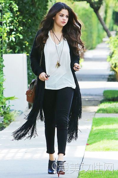  һ����ɫţ�п� ������ת���ﻻ�� 