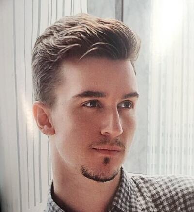 非诚勿扰灯王24岁成人生赢家 颜值高商业天才