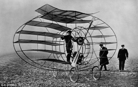 丰田折叠飞行汽车专利曝光 酷似早期多翼飞机