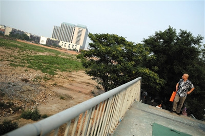 北京土地市場現“金九”昔日地王解套否？