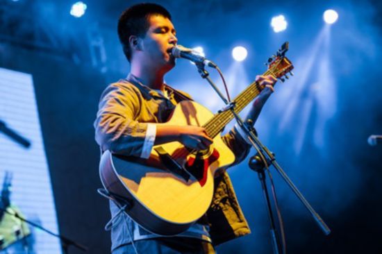 《南山南》爆红背后的真相 马頔上繁星直播诠