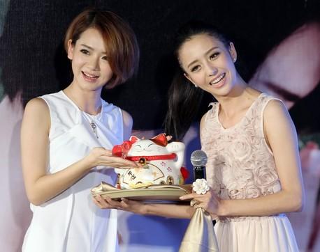 杨幂生日唐嫣送祝福破不和传言 盘点女星闺蜜