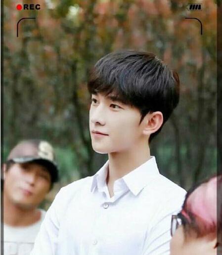 《微微一笑很倾城》:吴亦凡迪丽热巴pk杨洋郑