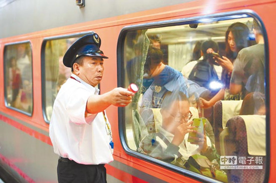 台鐵區間車載客量增33％造福通勤族（圖）
