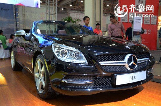 奔驰slk200敞篷跑车.高清图片