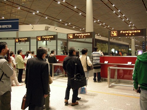 日本未来拟接纳更多外国人 扩大难民保护对象